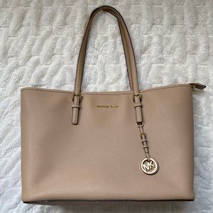 Michael Kors Tote